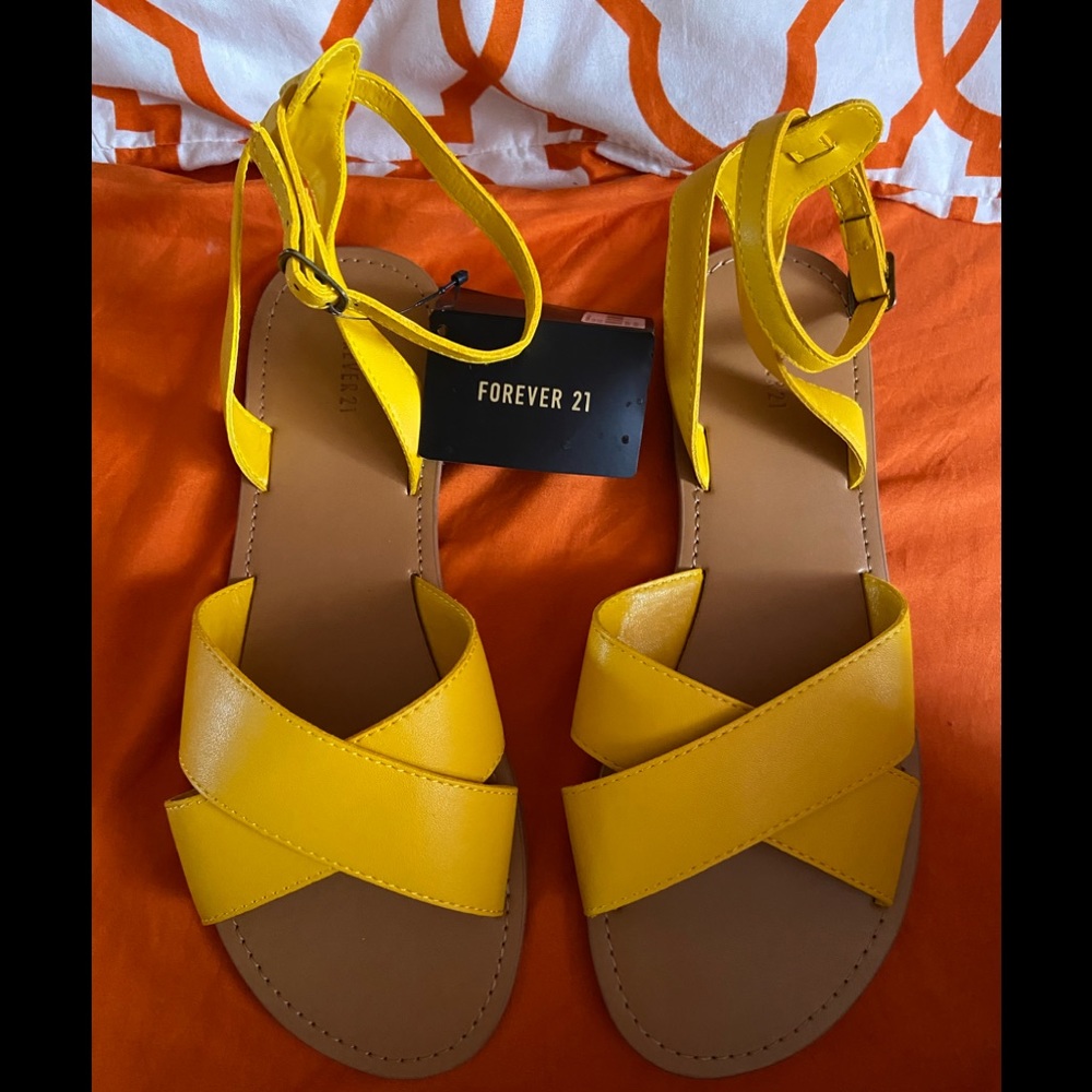 💛YELLOW SANDALS💛